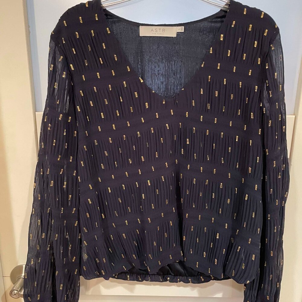 ASTR the Label V-Neck Navy with Gold Bohemien Top